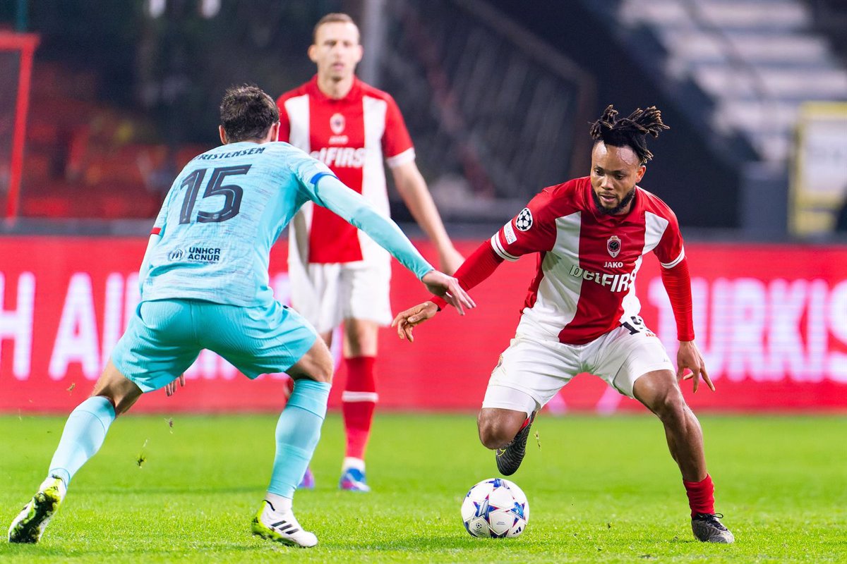 Jenius Bola Untuk hobimu | Aldridge membela Anfield yang tenang atas kekalahan mengejutkan Forest
