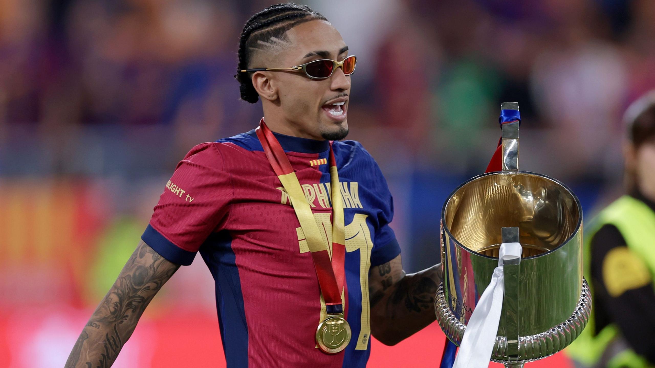 Jenius Bola Untuk hobimu|Raphinha Teken Kontrak Baru dengan Barcelona Hingga 2028