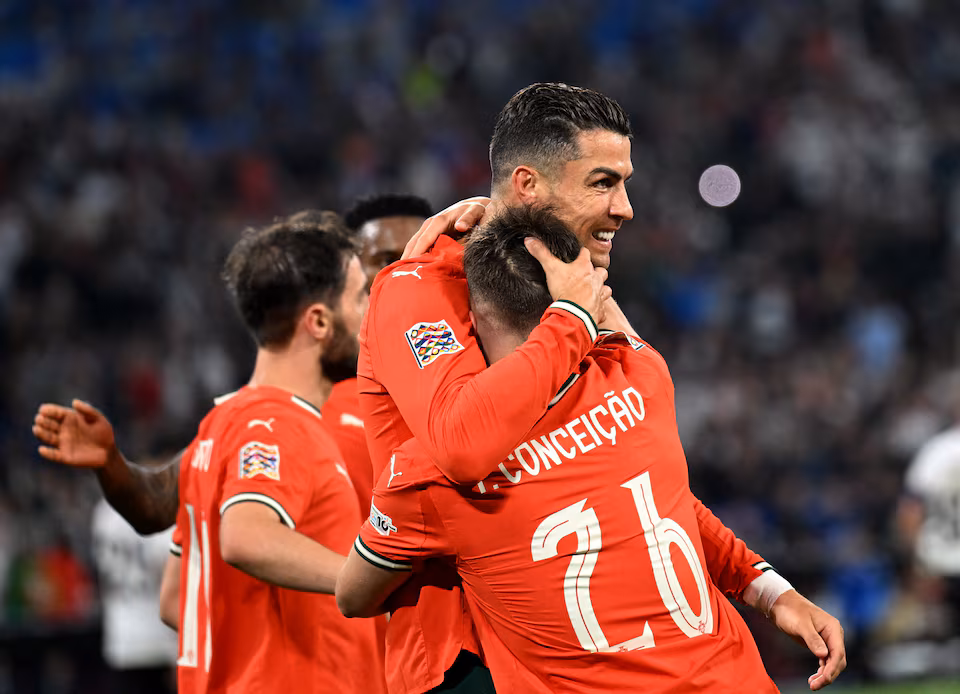 Jenius Bola Untuk hobimu|Cristiano Ronaldo membawa Portugal ke final Nations League
